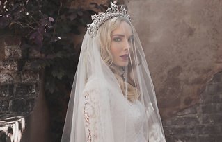 Image 14 - Majestic Empress: Viktoria Novak in Wedding + Bridal Fashion.