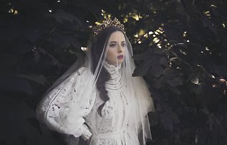 Image 10 - Majestic Empress: Viktoria Novak in Wedding + Bridal Fashion.