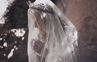 Image 11 - Majestic Empress: Viktoria Novak in Wedding + Bridal Fashion.