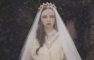 Image 12 - Majestic Empress: Viktoria Novak in Wedding + Bridal Fashion.