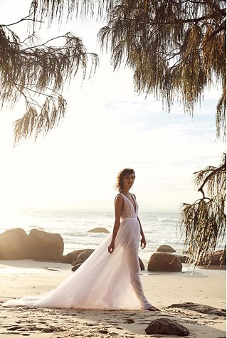 Image 15 - Untamed Paradise // New Collection from Chosen by One Day in Bridal Fashion.
