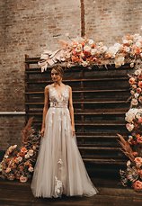 Image 30 - FIRST LOOK at the BHLDN Spring 2018 Collection! in Bridal Designer Collections.