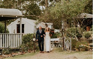 Image 6 - Rustic Farm Wedding in Real Weddings.