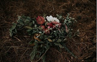 Image 24 - Bohemian Woodland Elopement Inspiration in Styled Shoots.