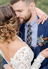 Image 21 - A Handmade Wedding with Meaningful Details and Fall Colours in Styled Shoots.