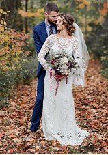 Image 23 - A Handmade Wedding with Meaningful Details and Fall Colours in Styled Shoots.