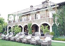 Image 4 - Intimate & Elegant Wedding followed by dinner under the Tuscan stars in Real Weddings.