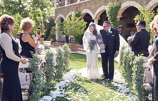Image 14 - Intimate & Elegant Wedding followed by dinner under the Tuscan stars in Real Weddings.