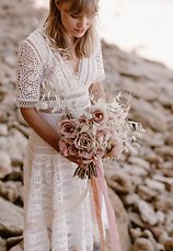 Image 13 - SIMPLE + BOHEMIAN – RELAXED SEASIDE WEDDING WITH BACKYARD RECEPTION in Real Weddings.