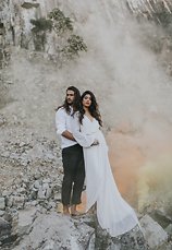 Image 18 - Alluring Bohemian Meets Modern Mediterranean – styling + floral wedding inspiration in Styled Shoots.