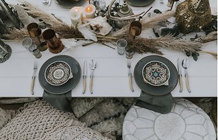 Image 22 - Alluring Bohemian Meets Modern Mediterranean – styling + floral wedding inspiration in Styled Shoots.