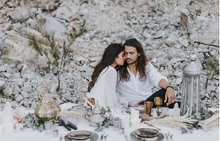 Image 29 - Alluring Bohemian Meets Modern Mediterranean – styling + floral wedding inspiration in Styled Shoots.
