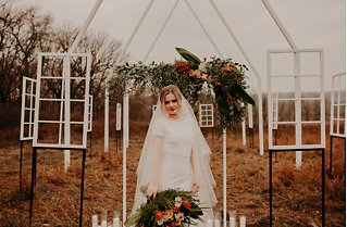 Image 12 - Modern Wedding Inspiration in this Open Air Chapel! in Styled Shoots.