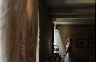 Image 8 - Intimate destination wedding with show stopping gown – timeless romance at a coastal Italian Villa in Real Weddings.