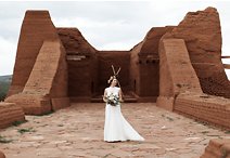 Image 25 - Romantic, Earthy + Bohemian – Red Rock Elopement at Pecos National Park in Real Weddings.
