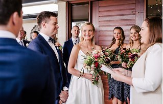 Image 8 - Sun-Soaked Country Wedding with Spring Florals – Bendooley Estate in Real Weddings.