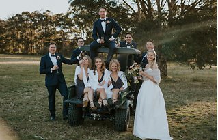 Image 21 - Sun-Soaked Country Wedding with Spring Florals – Bendooley Estate in Real Weddings.