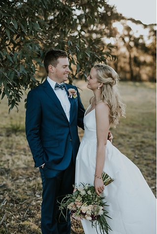 Image 22 - Sun-Soaked Country Wedding with Spring Florals – Bendooley Estate in Real Weddings.