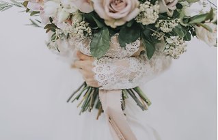 Image 15 - Blushing Bride + a Floral Dream – Romantic Bridal Inspiration in Styled Shoots.