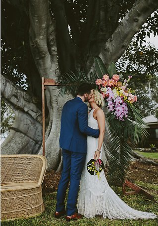 Image 37 - Topical Botanic + Boho Dream Wedding (with tons of pineapples!) in Real Weddings.