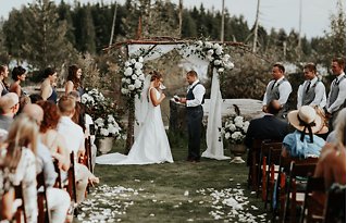 Image 10 - Lakeside Backyard Wedding with Modern Boho Elegance in Real Weddings.