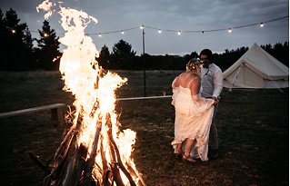Image 38 - Bohemian Wedding Festival – Laid Back field celebration in Real Weddings.