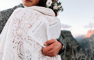 Image 18 - Boho Winter Romance on the edge of the world – Papigo Alps Elopement in Styled Shoots.