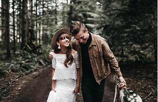 Image 17 - Intimate Woodlands Elopement with Bohemian Romance in Bridal Fashion.