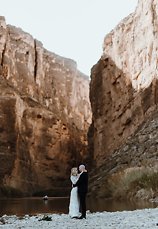 Image 15 - Teepee’s under the stars – Big Bend Elopement Inspiration in Styled Shoots.