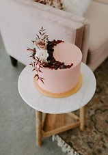 Image 5 - Rosey, bohemian styled shoot with rustic details in Styled Shoots.