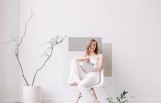 Image 1 - Clean + Simple Wedding Styling for the Minimalist Bride in Styled Shoots.