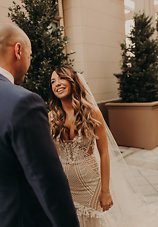 Image 11 - Kayla + James’ glamorous Vegas wedding in Real Weddings.
