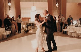 Image 43 - Kayla + James’ glamorous Vegas wedding in Real Weddings.