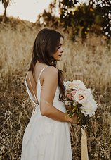Image 2 - A warm styled shoot that’s all about wild flowers in Styled Shoots.