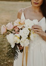 Image 3 - A warm styled shoot that’s all about wild flowers in Styled Shoots.