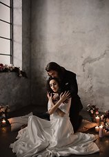 Image 26 - Romantic, Urban Wedding Inspiration in Styled Shoots.