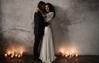 Image 35 - Romantic, Urban Wedding Inspiration in Styled Shoots.