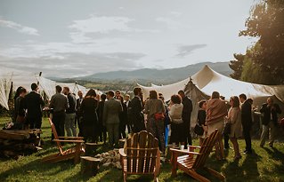 Image 33 - The rustic tent wedding of Kate + Johan in Real Weddings.