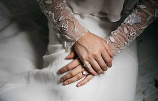 Image 30 - minimalist wedding inspiration in Styled Shoots.