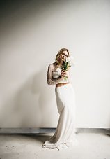 Image 26 - minimalist wedding inspiration in Styled Shoots.