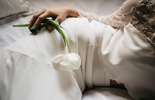 Image 42 - minimalist wedding inspiration in Styled Shoots.