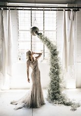 Image 18 - minimalist wedding inspiration in Styled Shoots.
