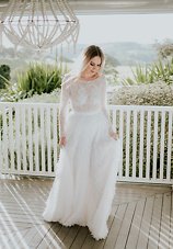 Image 5 - A magical winter soiree in heavenly Byron Bay in Styled Shoots.