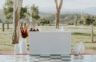 Image 21 - A magical winter soiree in heavenly Byron Bay in Styled Shoots.