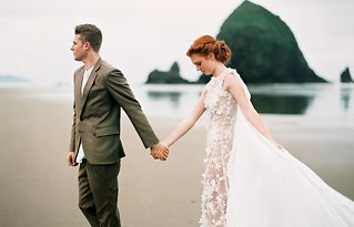 Image 11 - An ethereal styled shoot at Cannon beach in Styled Shoots.