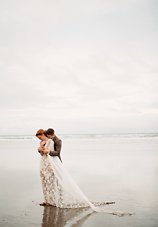 Image 4 - An ethereal styled shoot at Cannon beach in Styled Shoots.