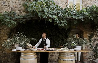Image 13 - Relaxed + Stress-Free: A Rustic Tuscan Wedding — Adela + Mike in Real Weddings.