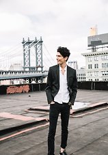 Image 3 - When Edgy Meets Glam: A Stylized Rooftop Elopement in Brooklyn in Styled Shoots.