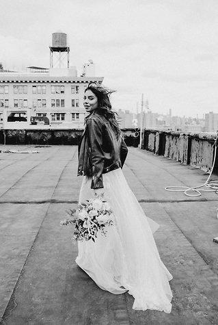 Image 5 - When Edgy Meets Glam: A Stylized Rooftop Elopement in Brooklyn in Styled Shoots.