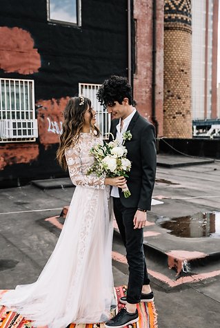 Image 9 - When Edgy Meets Glam: A Stylized Rooftop Elopement in Brooklyn in Styled Shoots.